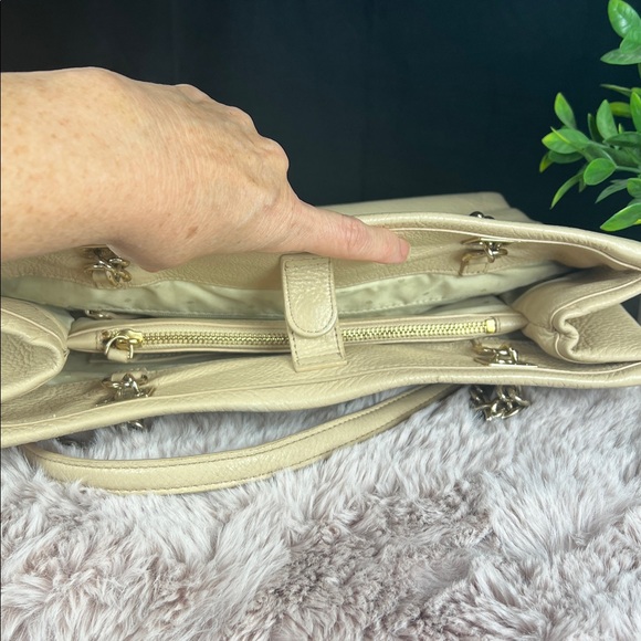 Kate Spade Tan Tote Bag - Picture 8 of 17